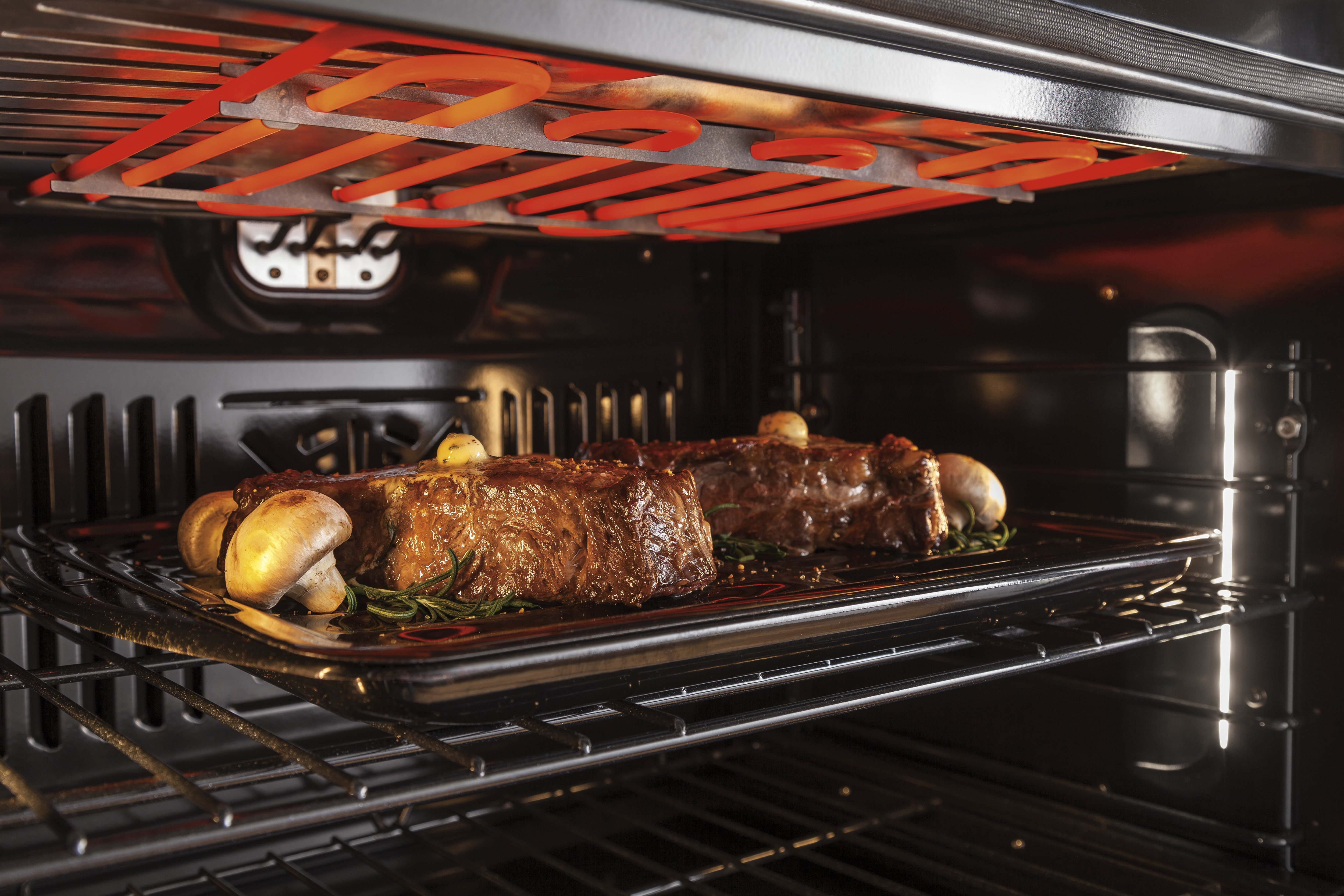 Monogram ZET1PHSS Electric Single Wall Oven Review