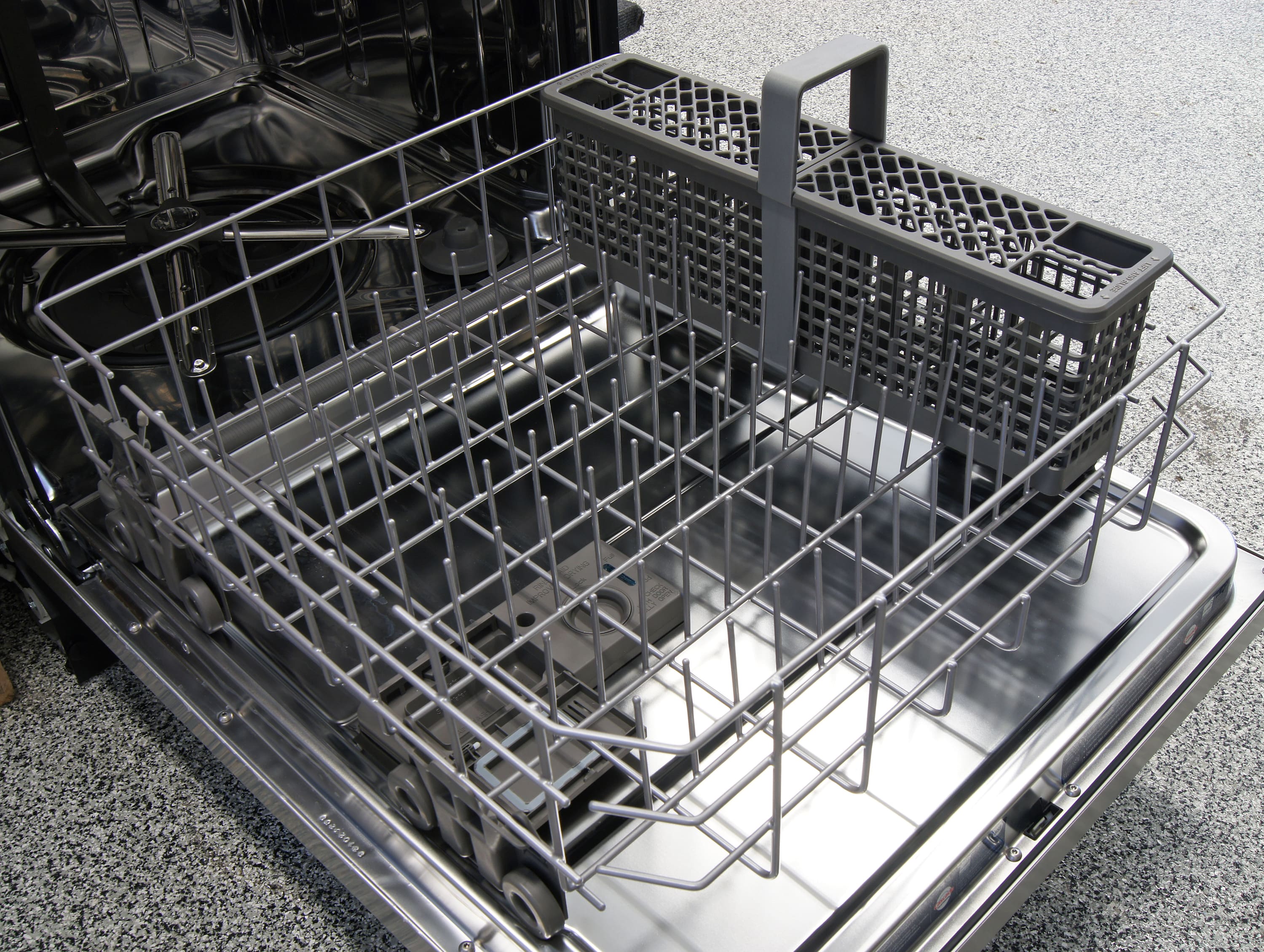 Kitchenaid Kdfe104dss Dishwasher Review Reviewed Com Dishwashers Kitchenaid Kdfe104dss Lower Rack
