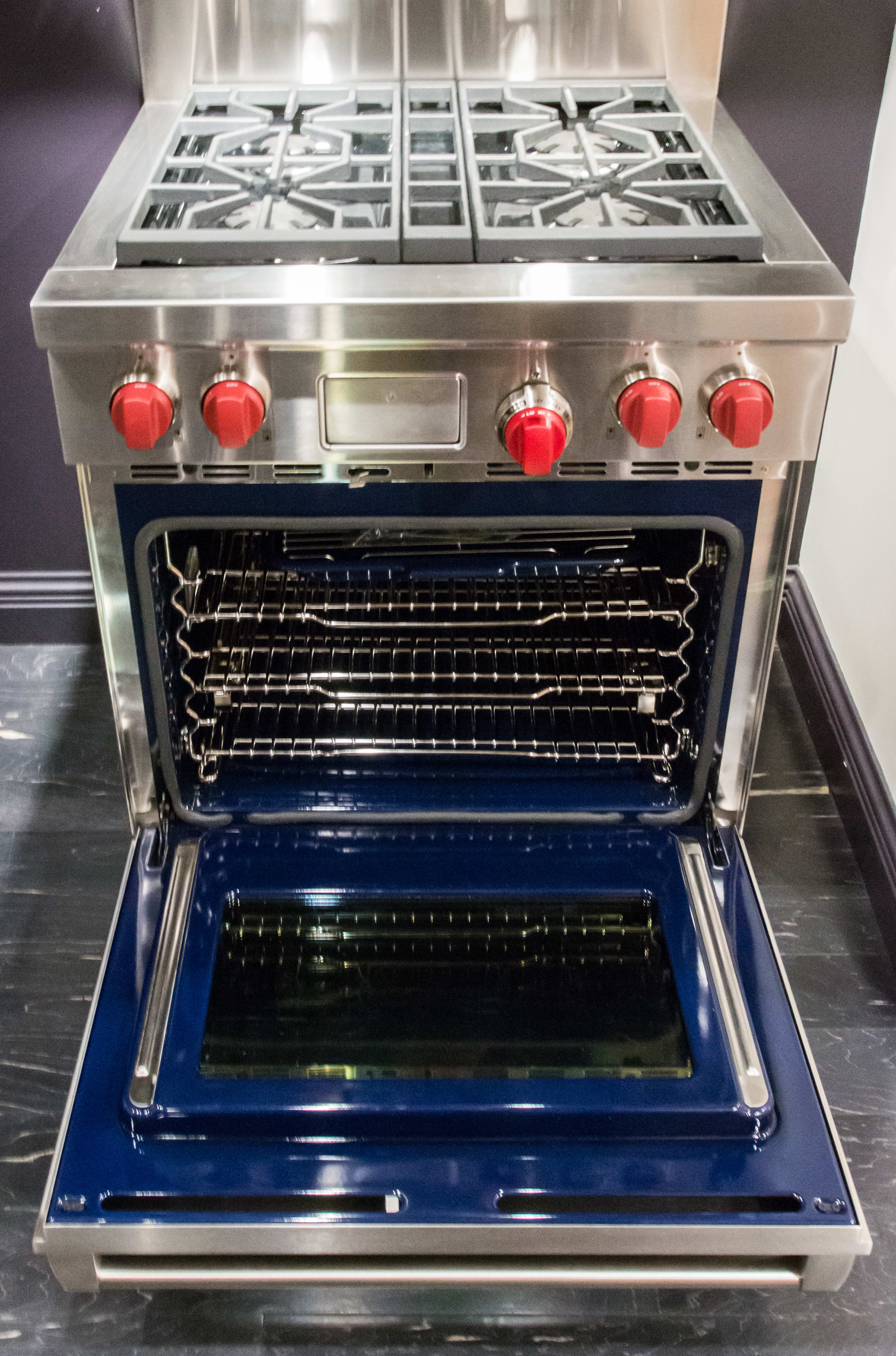 Wolf DF304 30-Inch Range Review - Reviewed.com Luxury Home