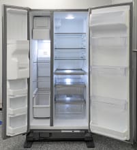 Maytag MSF21D4MDM Interior