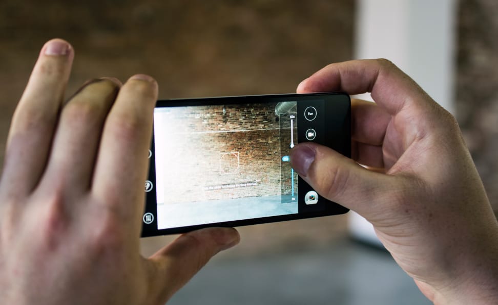 ZTE-NUBIA-5S-MINI-REVIEW-CAMERA-HANDLING.jpg