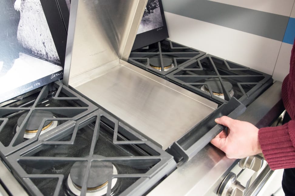 GE Monogram ZDP364NDPSS griddle