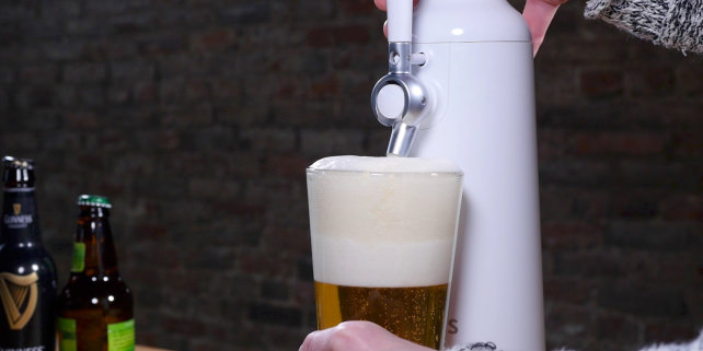Fizzics Waytap Foam Close-Up