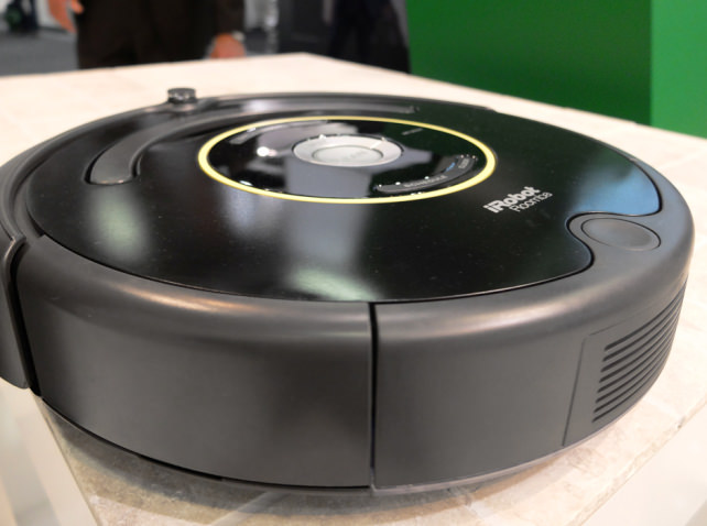 Hottest-Robots-of-IFA-Roomba-600series.jpg