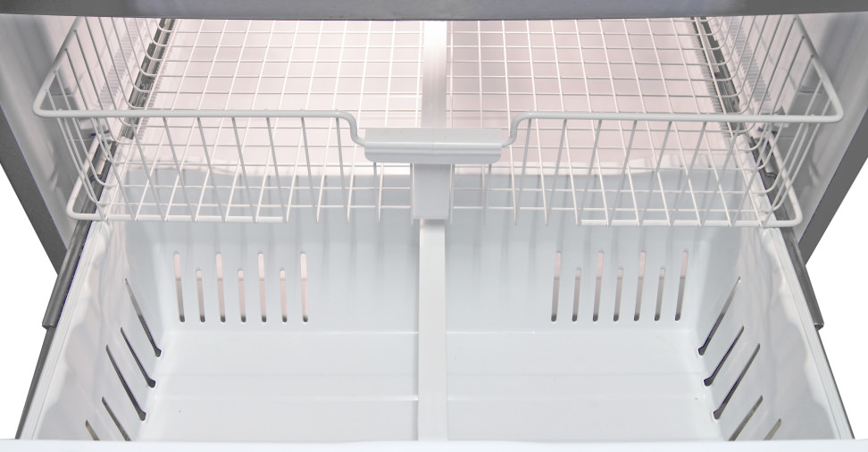 Whirlpool WRX735SDBM Freezer