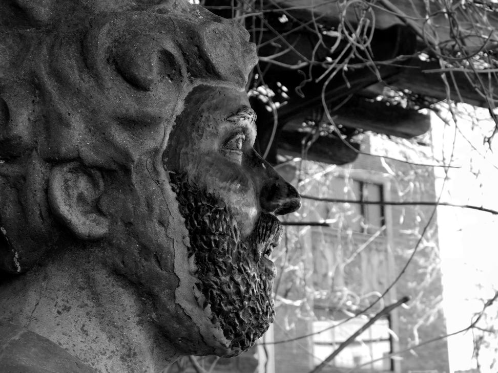 Statue