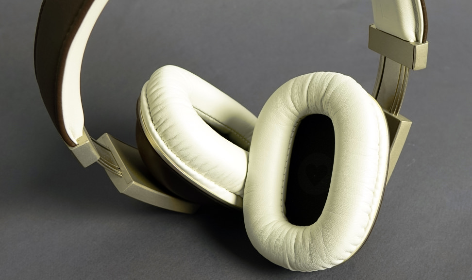 Polk-Buckle-Cups.jpg