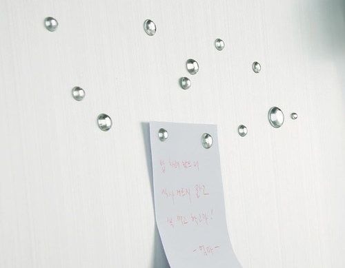 modern-accessories-and-decor.jpg