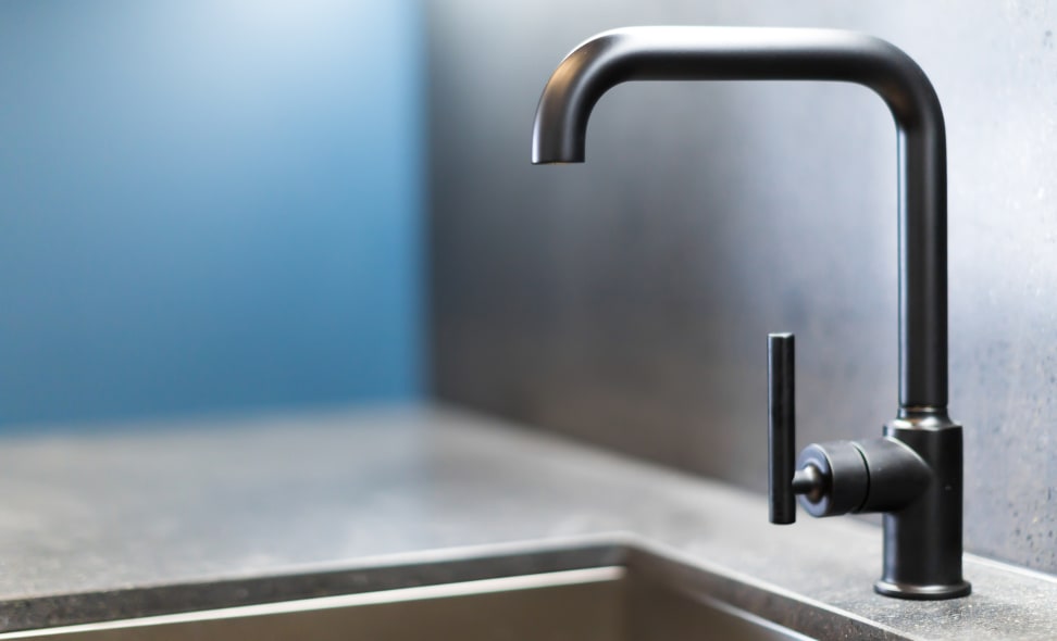 A faucet with a Cache aerator