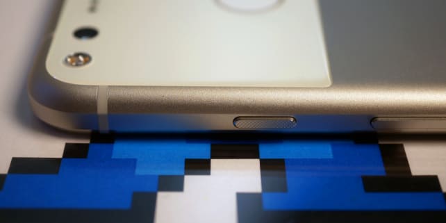 Google Pixel Power Button