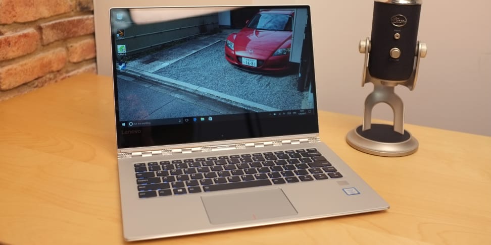 Product Image - Lenovo Yoga 910 (FHD, 8GB RAM, 256GB SSD)