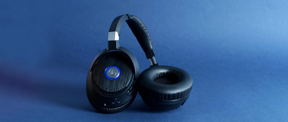 Product Image - Audio-Technica ATH-ANC70 QuietPoint