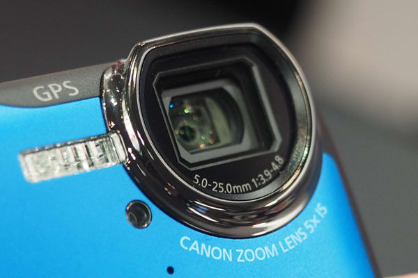 CANON-D30-FI-LENS.jpg
