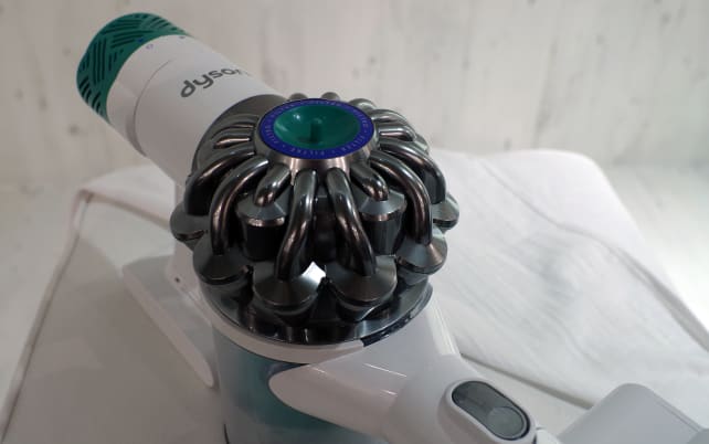 Dyson V6 Mattress Vacuum Angle