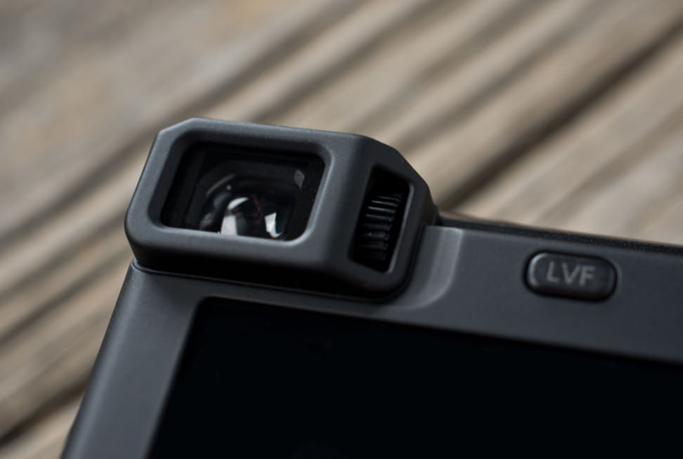 Panasonic-ZS40-review-design-EVF.jpg
