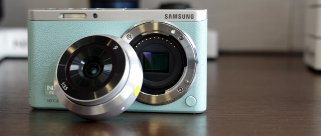 SAMSUNG-NX-MINI-HERO.jpg