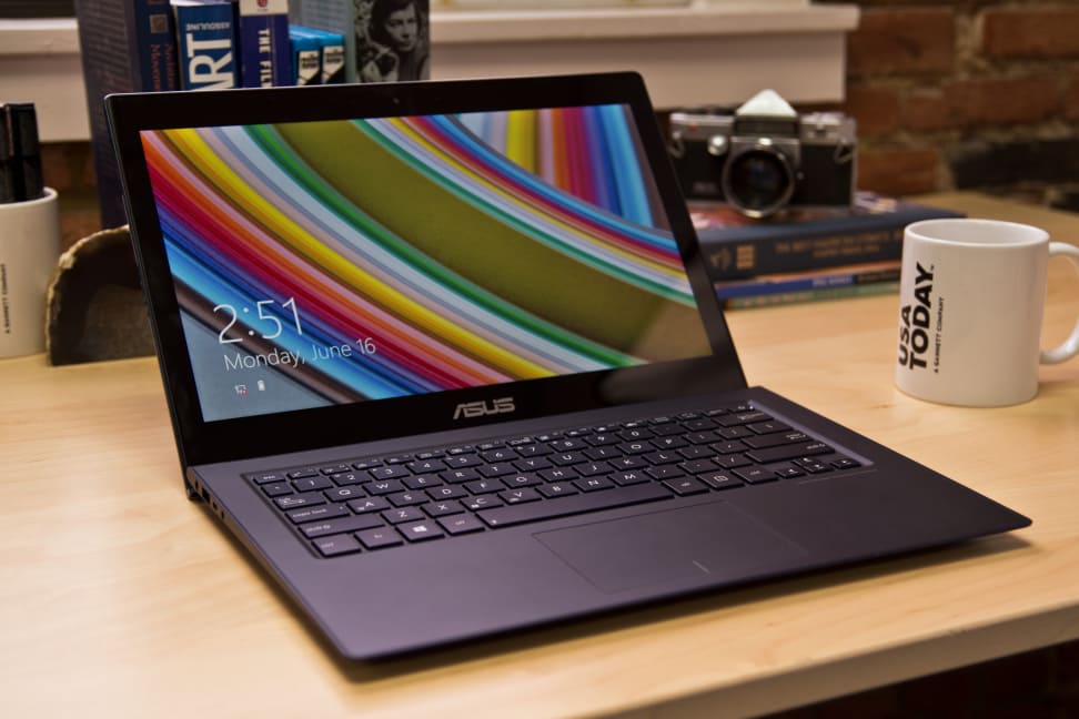 Asus-zenbook-ux301la-design-desk.jpg