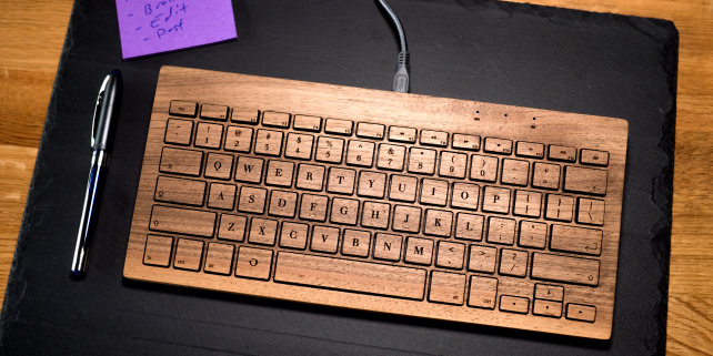 Keyboard w/ Note