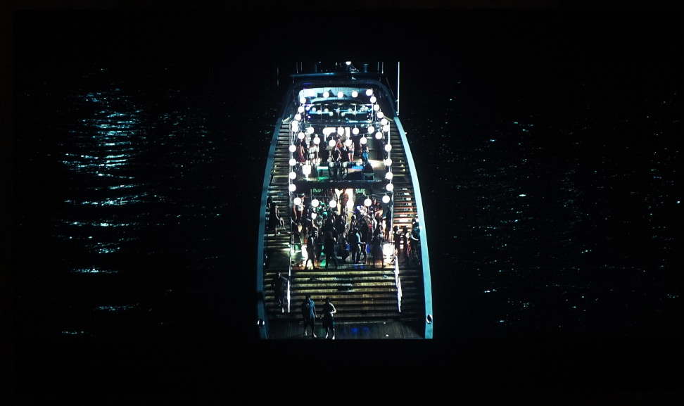 LG-B6-PointBreak-HDR-3