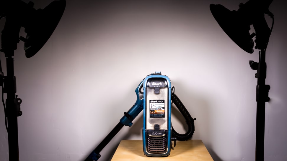 Product Image - Shark Apex AX952
