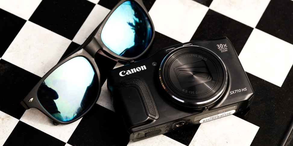 Canon PowerShot SX710 HS checkerboard