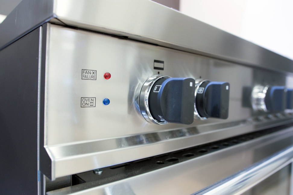 Bertazzoni MAS3365GASXE oven controls