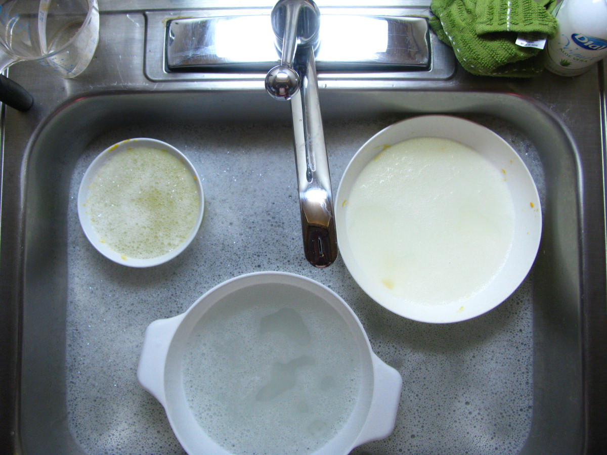 Can Handwashing Dishes Increase Your Chances of Getting Sick