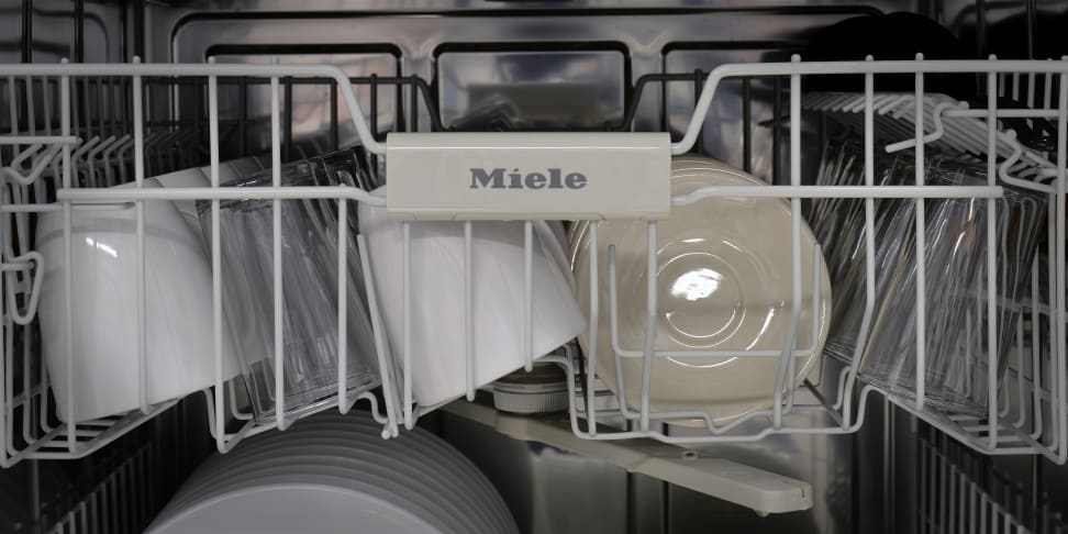 Product Image - Miele Futura Classic Plus Series G4925SCUS