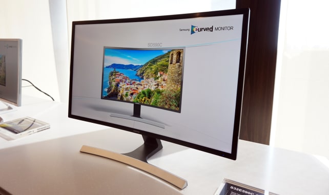curved-monitor-body-2.jpg