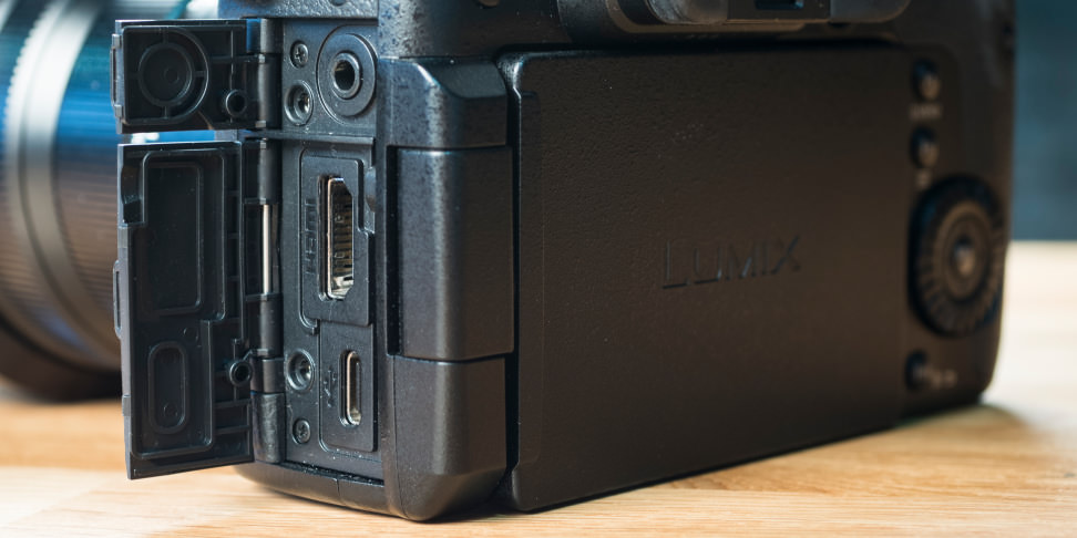 Panasonic Lumix GH5 Ports