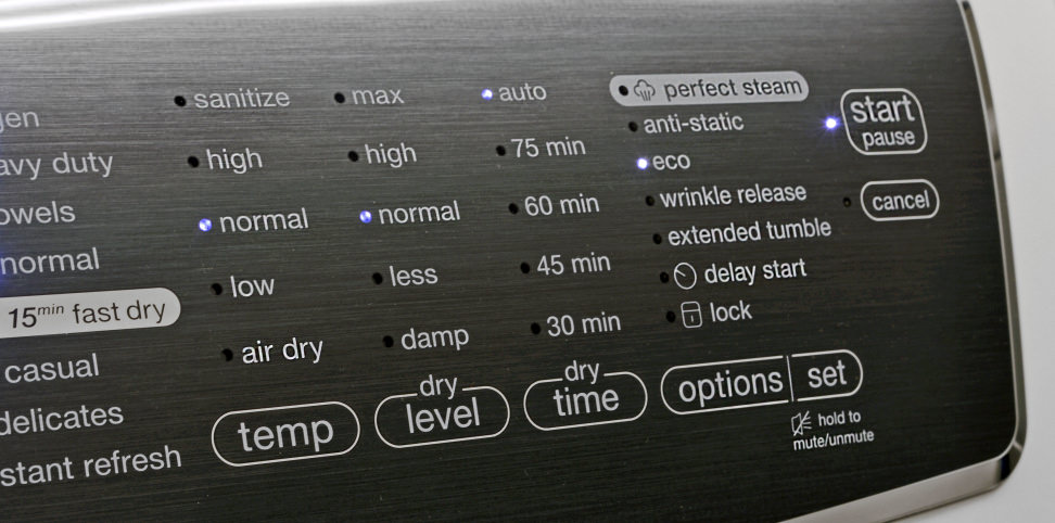 Electrolux EFME617SIW Controls