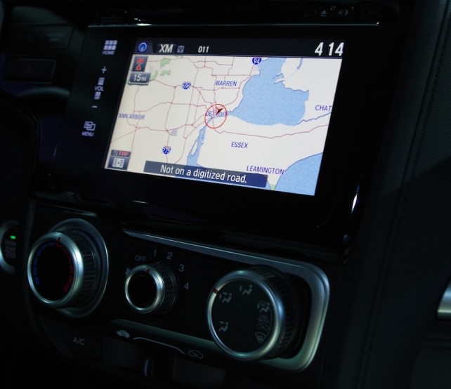 Fit-Infotainment-4.jpg