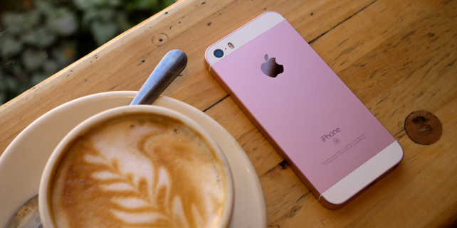 Apple iPhone SE