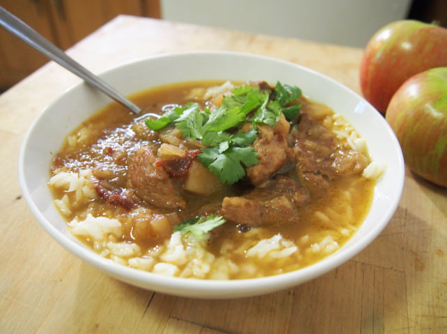 Pork stew with apples