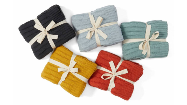 Rizzy Home Cable Knit Blanket