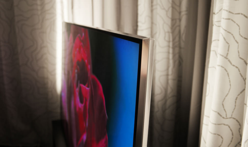 Panasonic-AX900U-Bezel.jpg