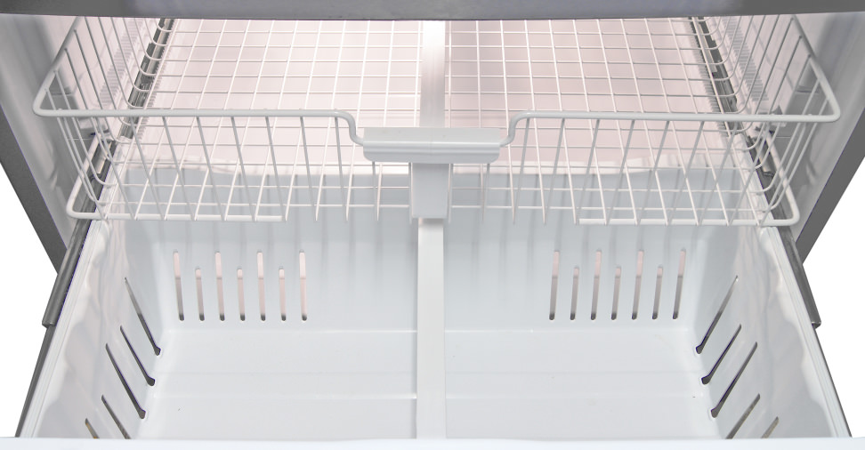 Whirlpool WRX735SDBM Freezer